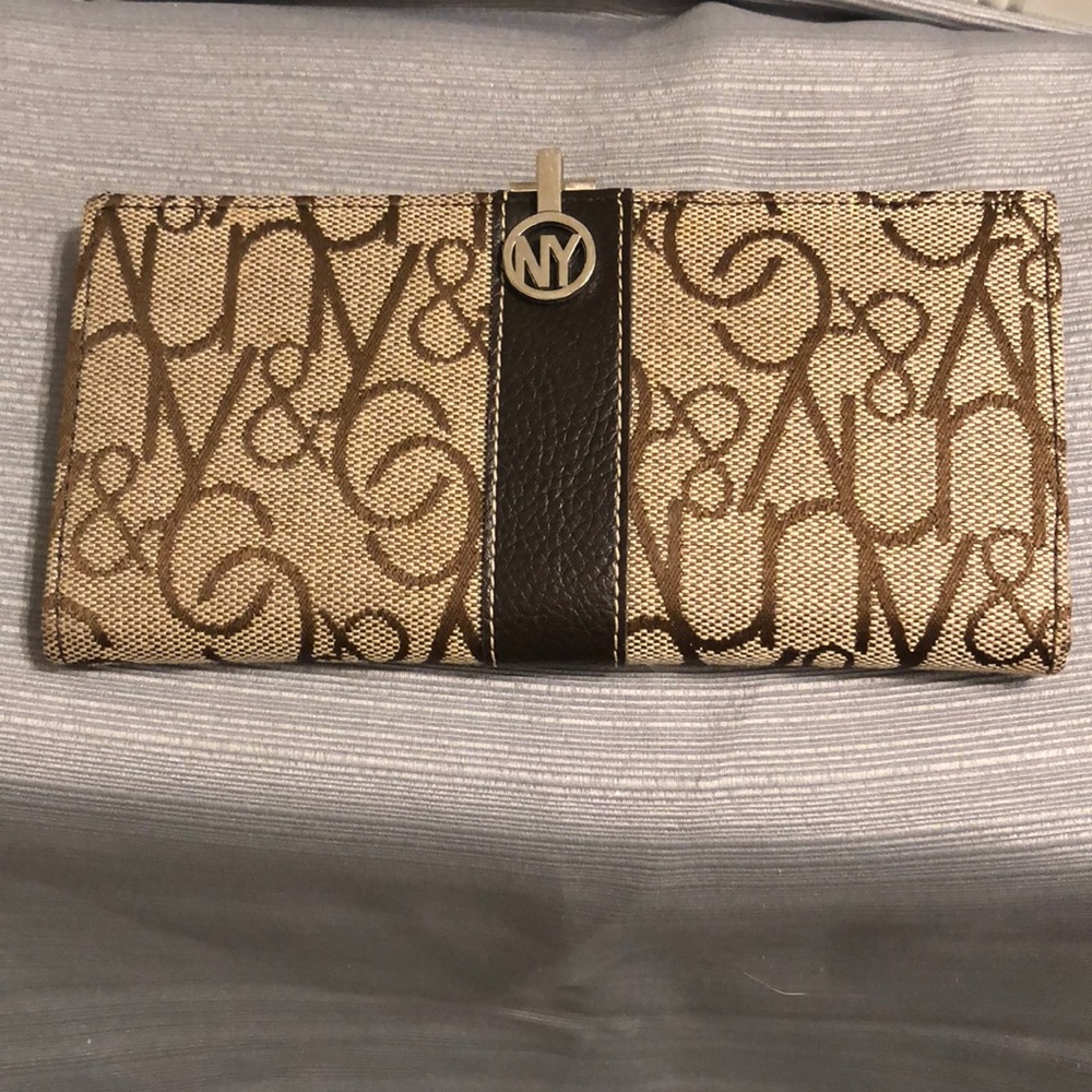 Tan and brown New York & Co. wallet